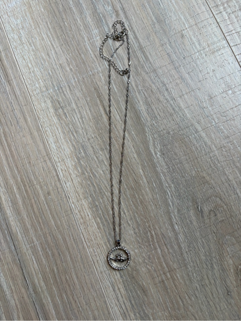 Minimalist Silver Circle Pendant Necklace - Silver